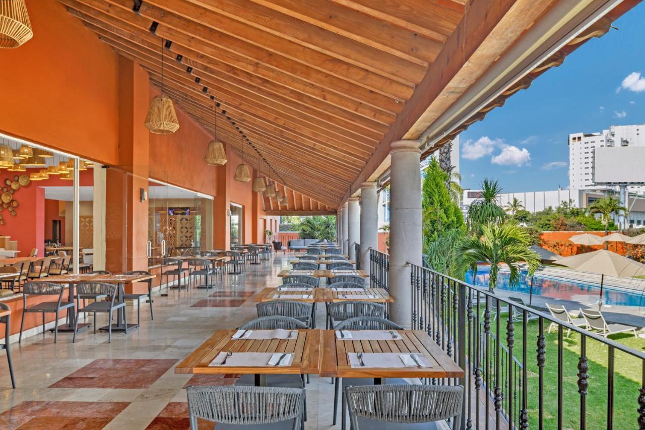 Fiesta Inn Κουερναβάκα Εξωτερικό φωτογραφία