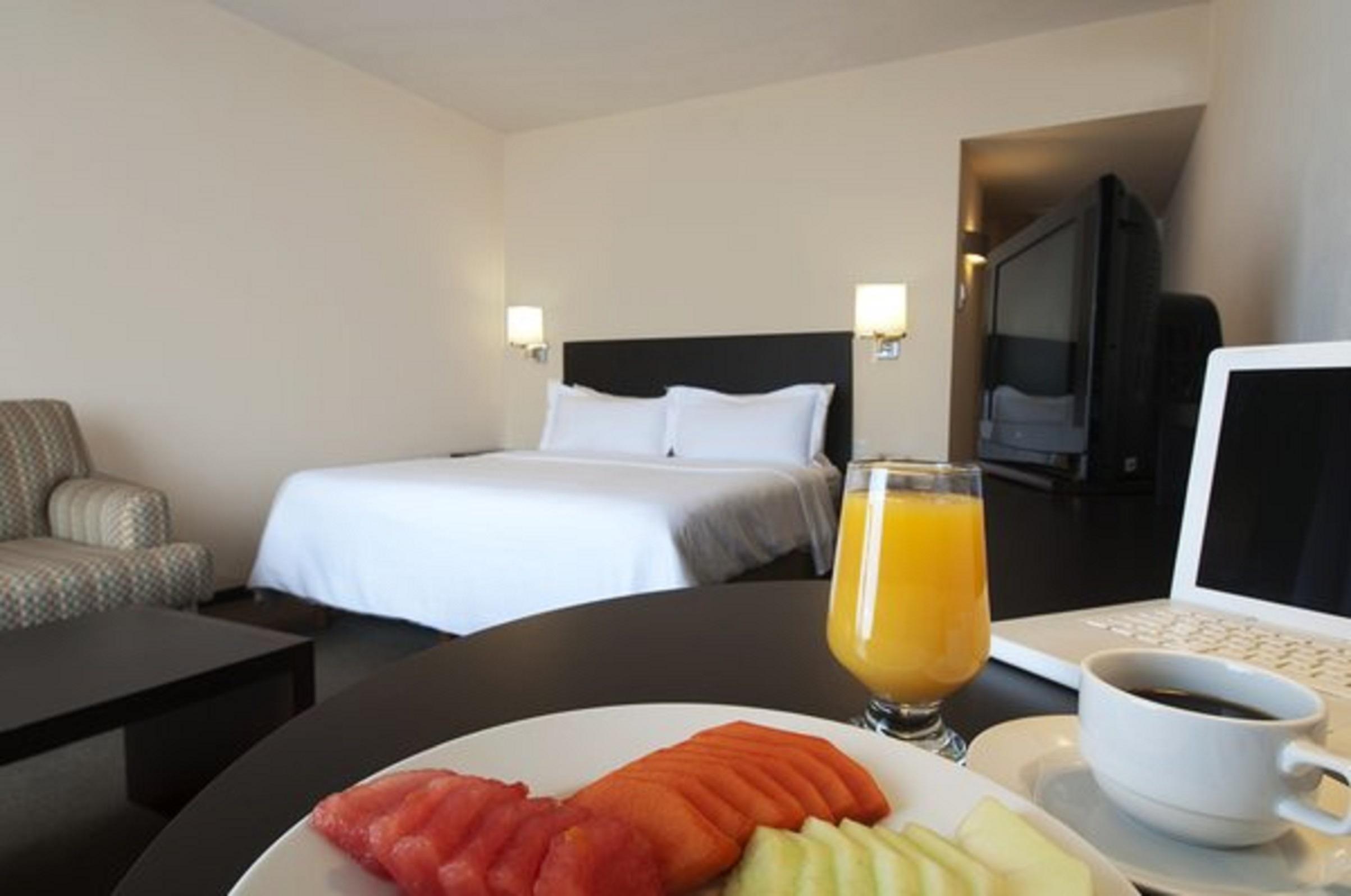 Fiesta Inn Κουερναβάκα Δωμάτιο φωτογραφία