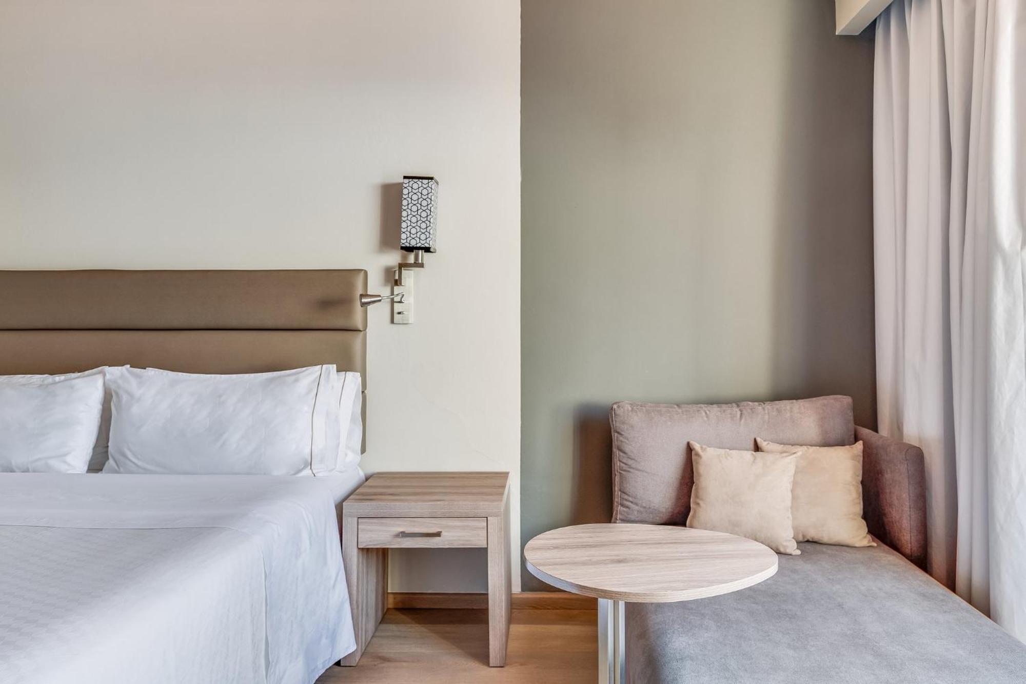 Fiesta Inn Κουερναβάκα Εξωτερικό φωτογραφία