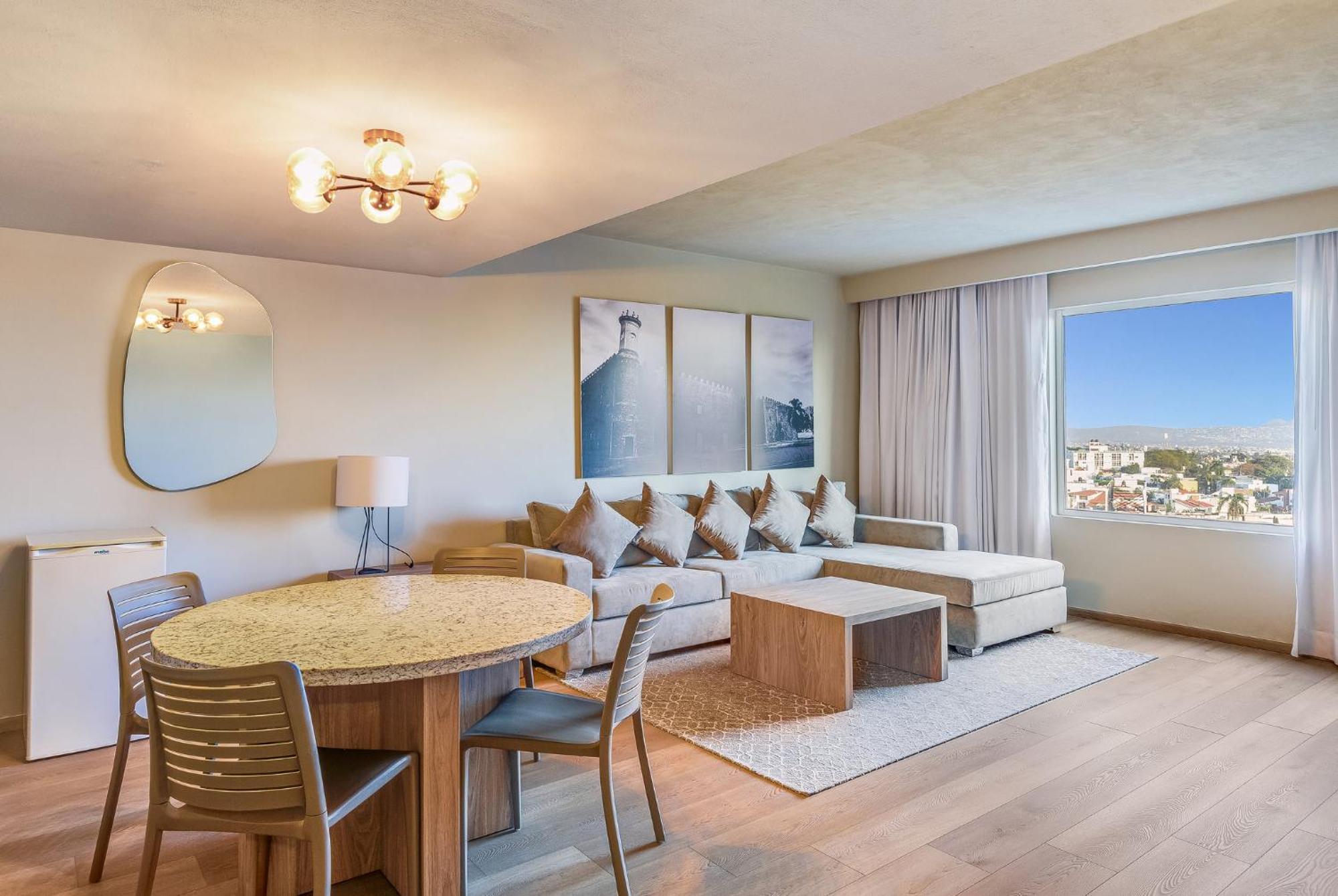Fiesta Inn Κουερναβάκα Εξωτερικό φωτογραφία
